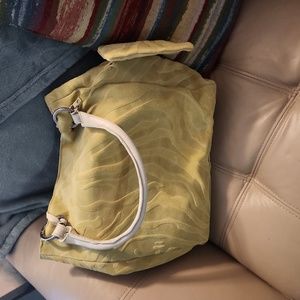 Genuine Italian leather Innue shoulder bag brand new